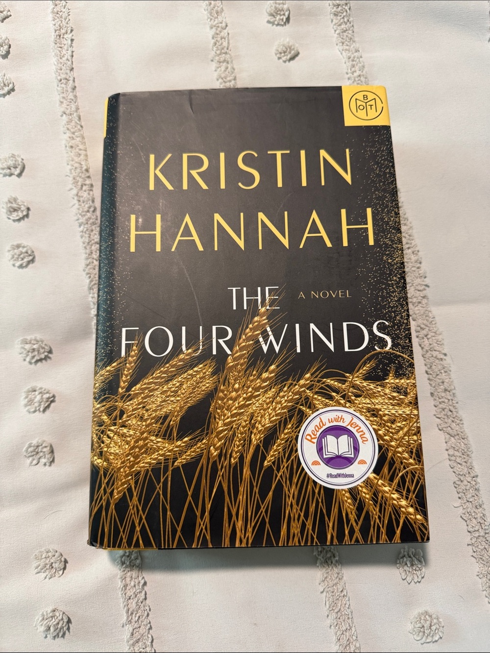 Kristin Hannah "The Four Winds" - Black & Gold Hardcover